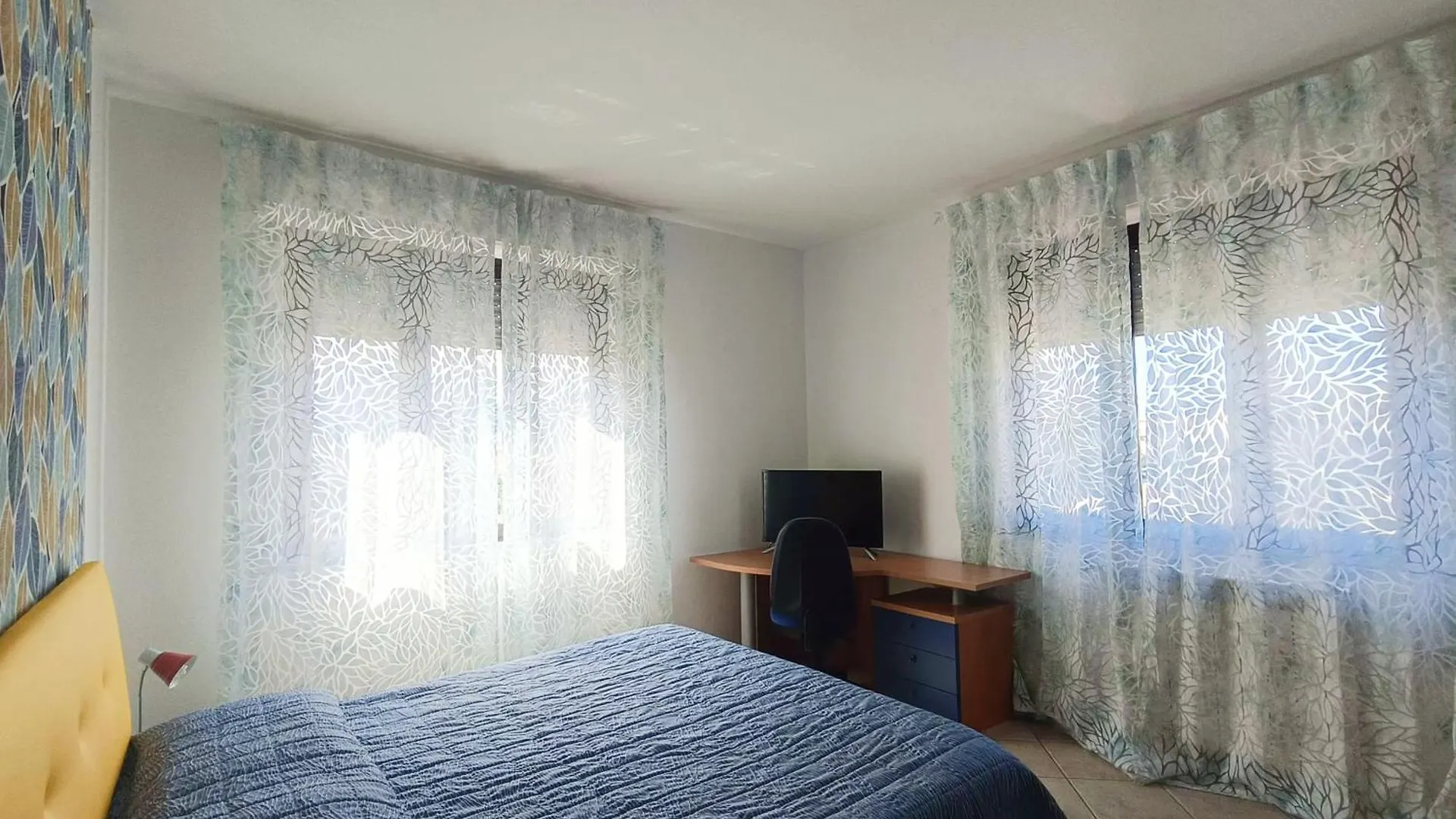 Affittacamere Center Room 토르톨리 게스트하우스